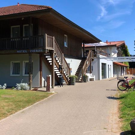 Hotel Zierow - Urlaub An Der Ostsee Exterior foto